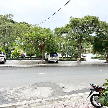 Khach San Vu Duong Hotel Cat Ba Island Luaran gambar